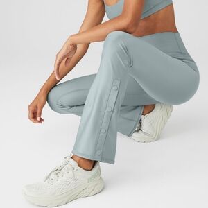 ALO yoga airlift 7/8 pants | Cosmic gray | XXS